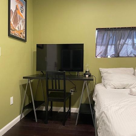 Private Standalone Room W/ Tv, Wifi & Ac In Карсон Экстерьер фото