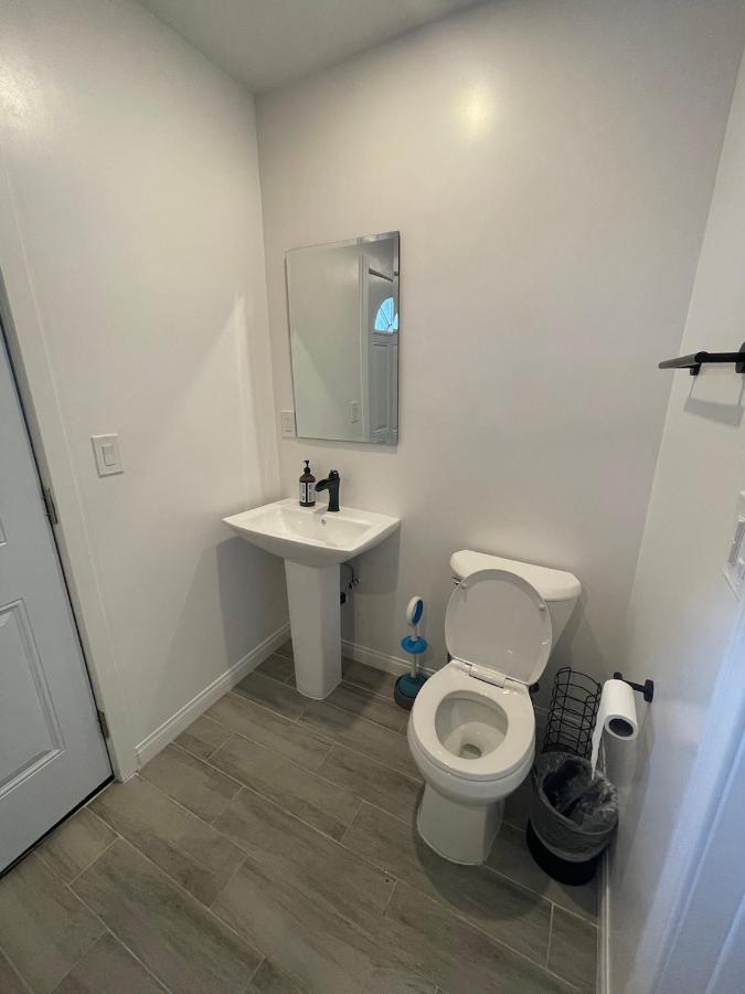 Private Standalone Room W/ Tv, Wifi & Ac In Карсон Экстерьер фото